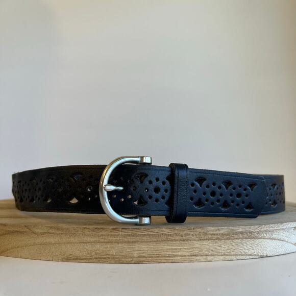 Black Cut Out Genuine Top Split USA Made Belt with Silver Utility Buckle Size M - Picture 1 of 10